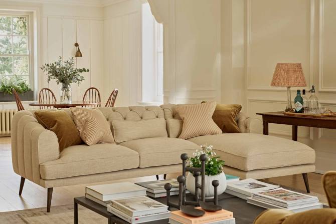 Earl Grey Corner Sofa with Chaise | Love Your Home