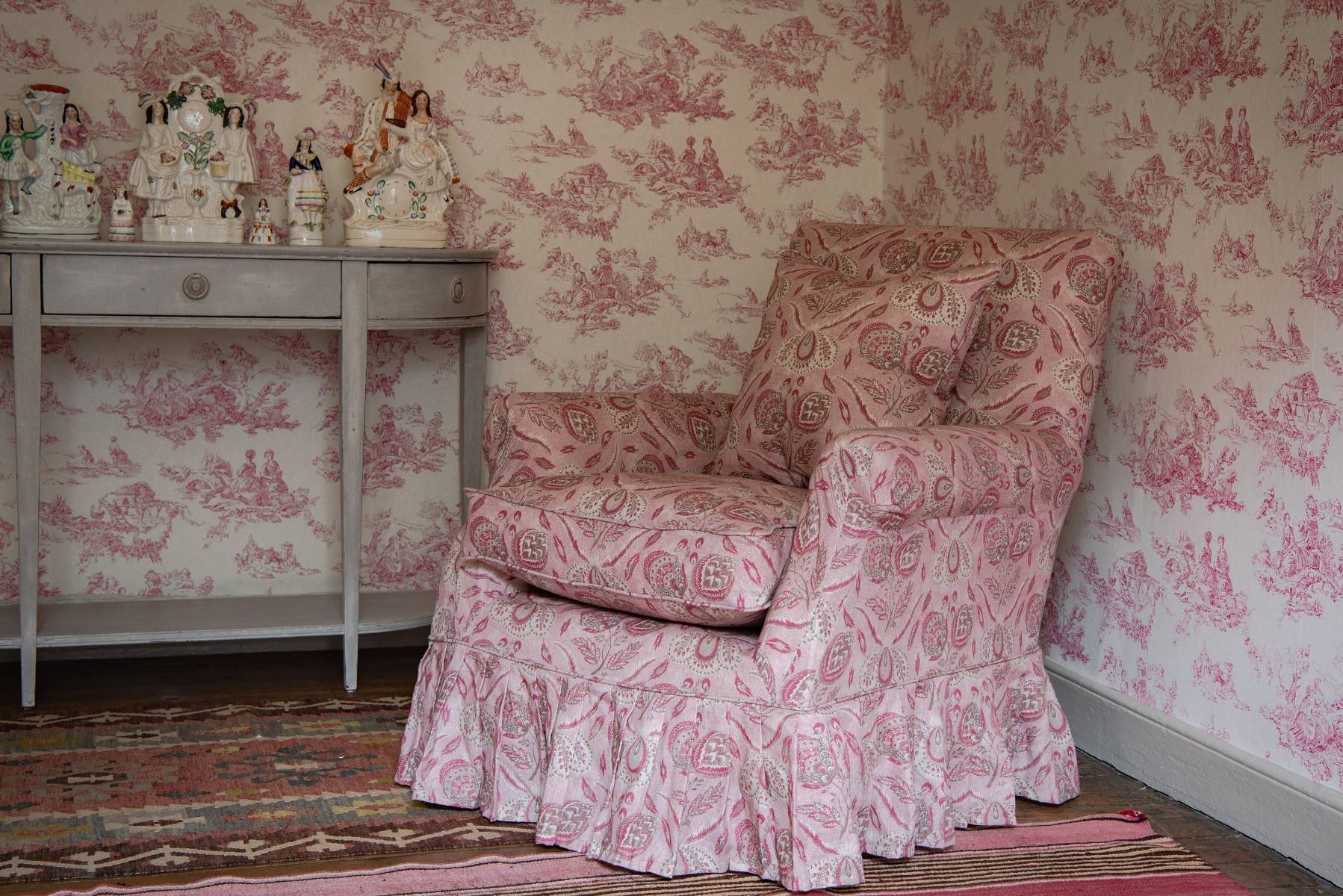 Cabbages and Roses Christina Armchair Martha