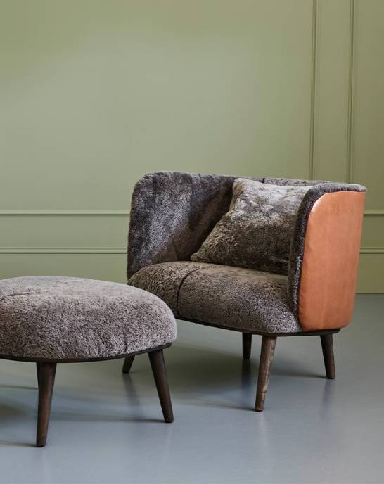 Isaac - Midcentury Armchair Upholstered in Shearling &amp; Sheepskin Leather