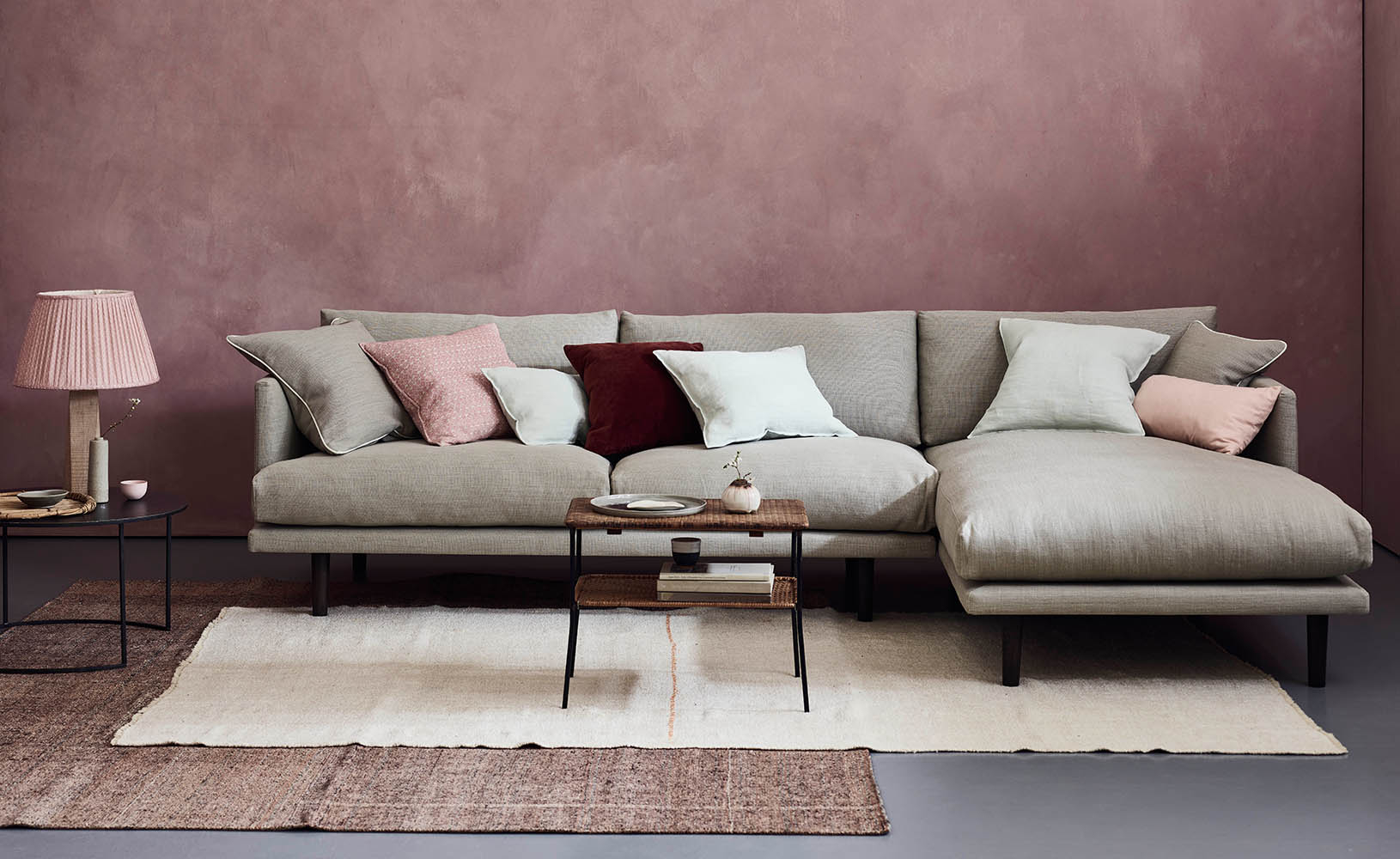 Ottilie chaise sofa